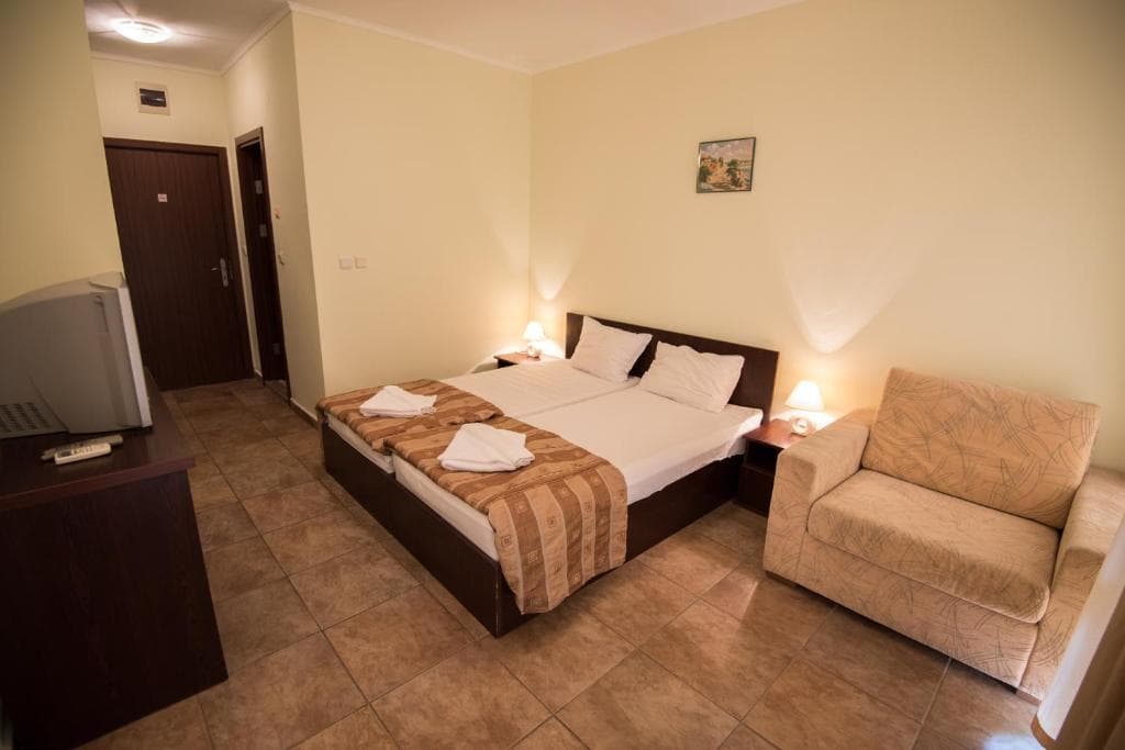 Family Hotel Apolon - 14