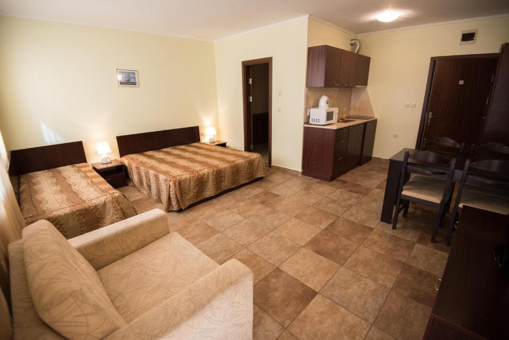 Family Hotel Apolon - 24